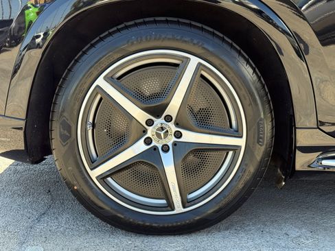 Used 2023 Mercedes-Benz EQS 580 4MATIC SUV image 17