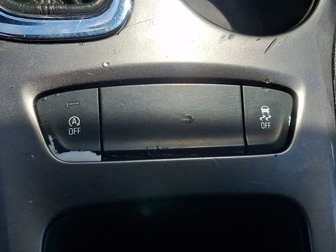 Used 2019 Chevrolet Cruze LS w/ LS Convenience Package FWD image 23