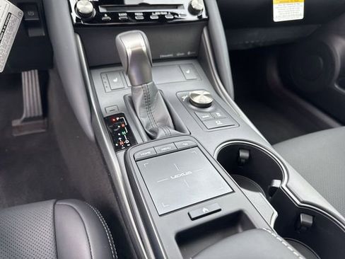 Used 2025 Lexus IS 350 F Sport image 21