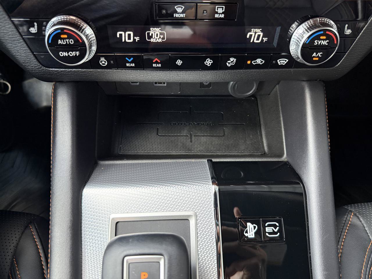 Used 2025 Mitsubishi Outlander SEL AWD/4WD image 22
