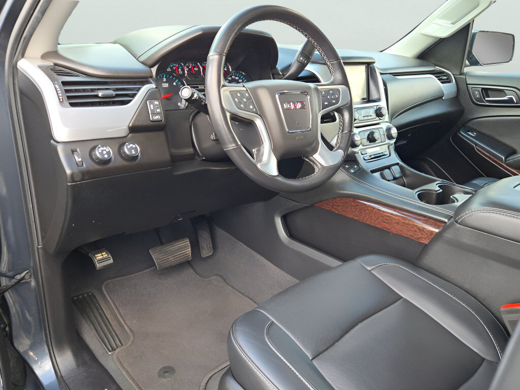 Certified 2019 GMC Yukon XL SLT w/ Open Road Package AWD/4WD image 31