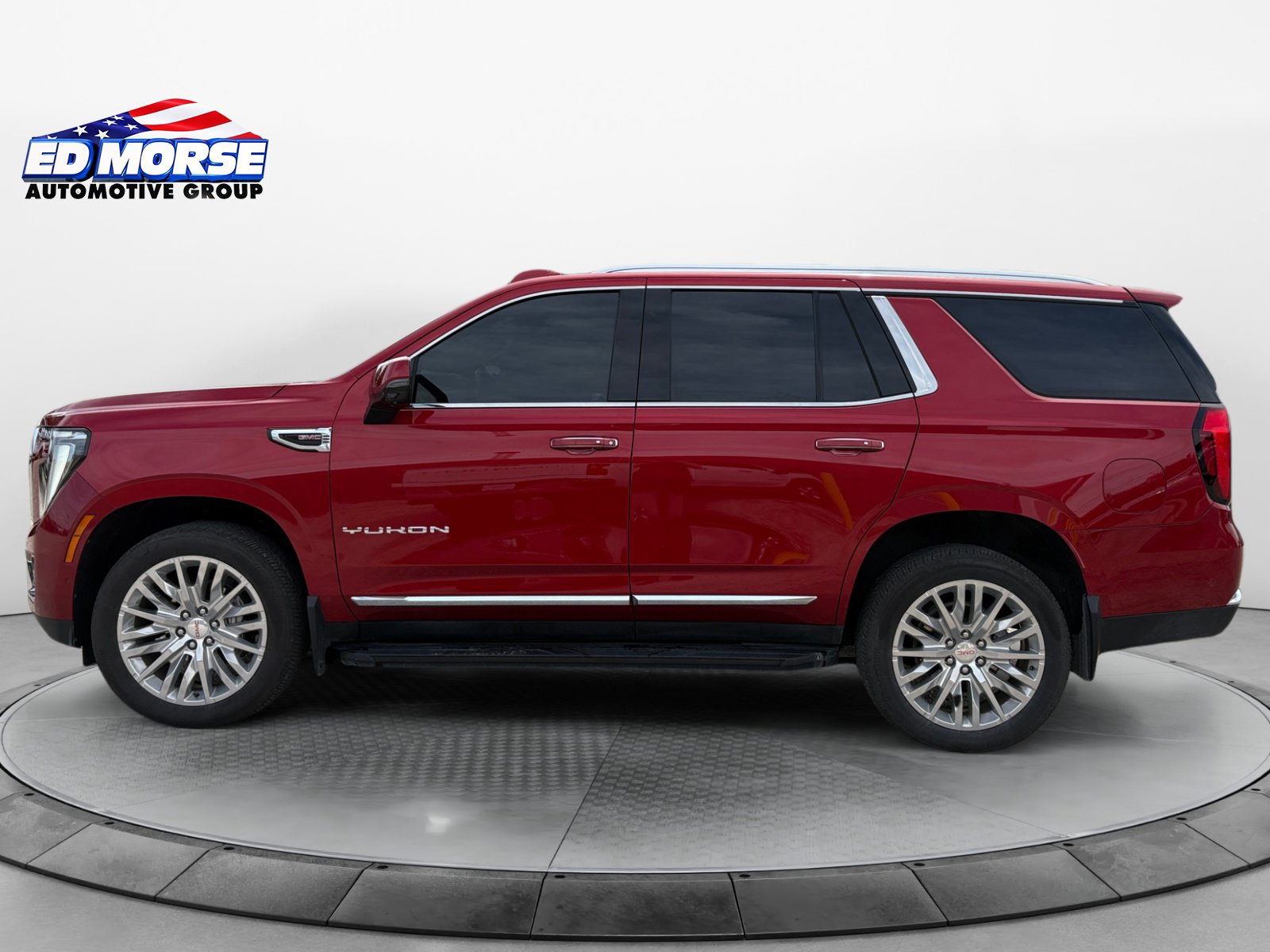 Used 2025 GMC Yukon Elevation AWD/4WD image 2