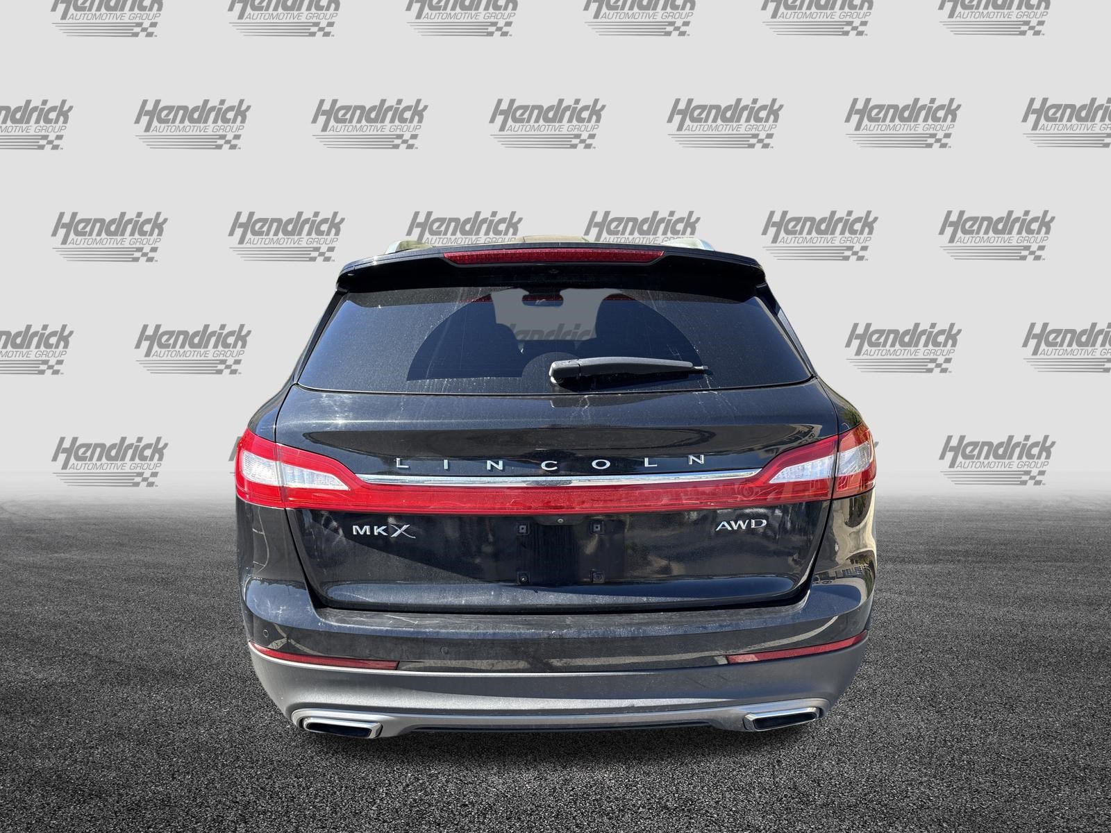 Used 2016 Lincoln MKX Reserve w/ Technology Package AWD/4WD image 8