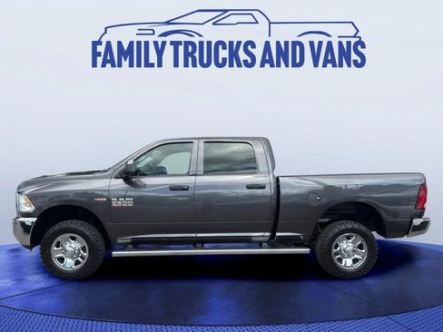 Used 2018 RAM 2500 Tradesman w/ Chrome Appearance Group AWD/4WD image 2