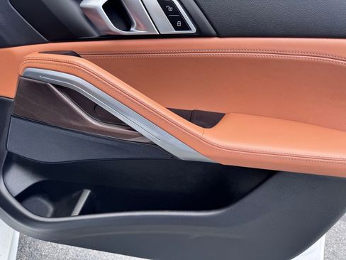 Used 2022 BMW X6 xDrive40i image 22