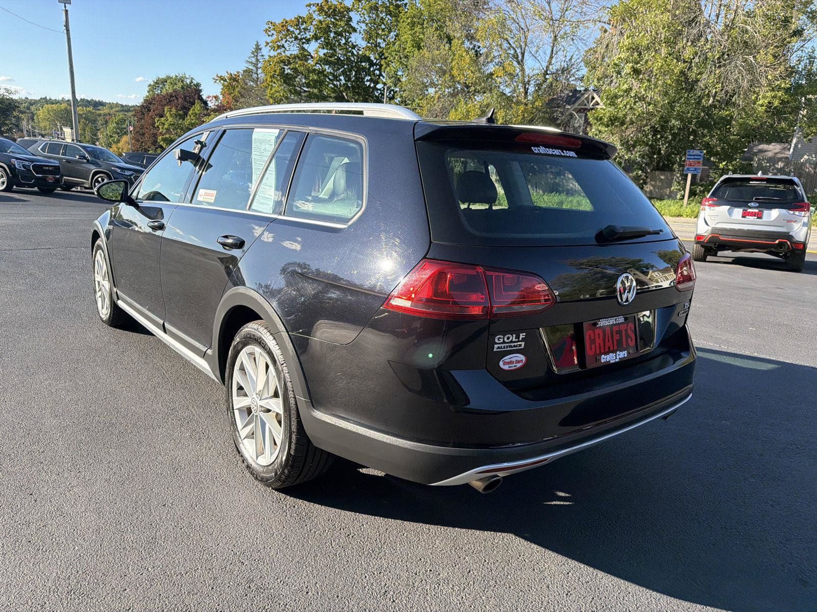 Used 2017 Volkswagen Golf Alltrack SEL AWD/4WD image 3