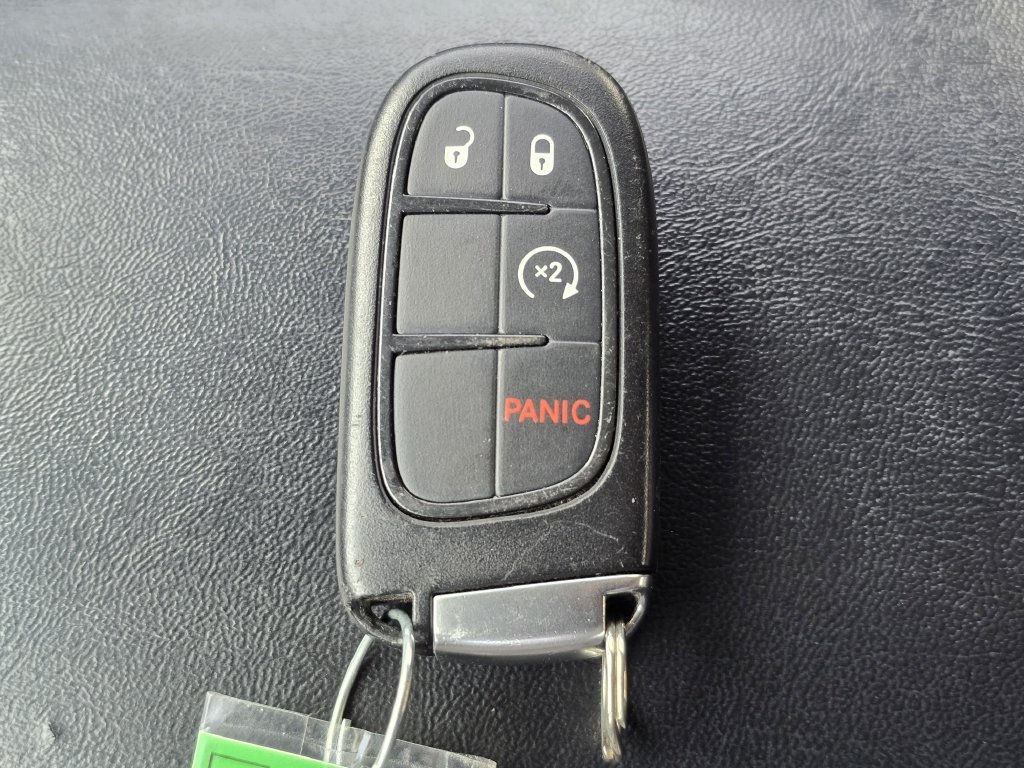Used 2014 Jeep Cherokee Limited FWD image 34