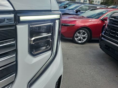 Used 2024 GMC Sierra 1500 SLT w/ SLT Premium Plus Package image 7