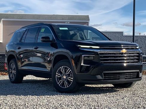 New 2026 Chevrolet Traverse LT image 2