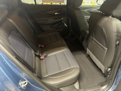 New 2026 Buick Envista Preferred w/ Convenience I Package FWD image 9