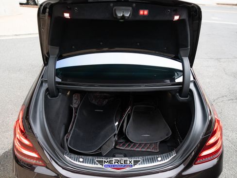 Used 2018 Mercedes-Benz S 560 Sedan image 52