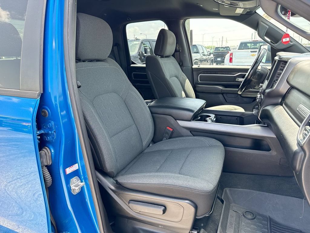 Used 2021 RAM 1500 Big Horn AWD/4WD image 25