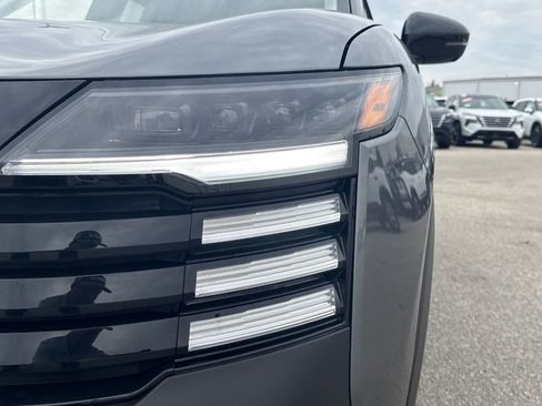 New 2026 Nissan Kicks SR w/ SR Premium Package image 10