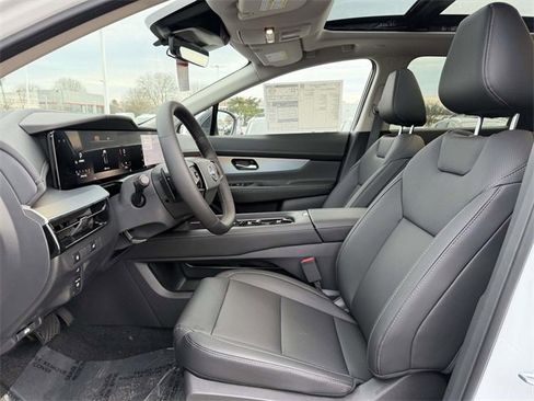 New 2026 Nissan Murano SL image 16