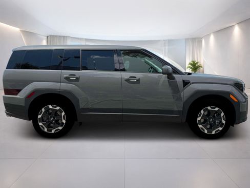 New 2026 Hyundai Santa Fe SE FWD image 9