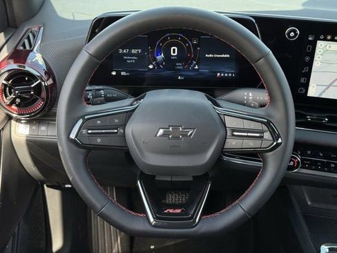 New 2026 Chevrolet Equinox RS w/ Convenience Package III FWD image 12