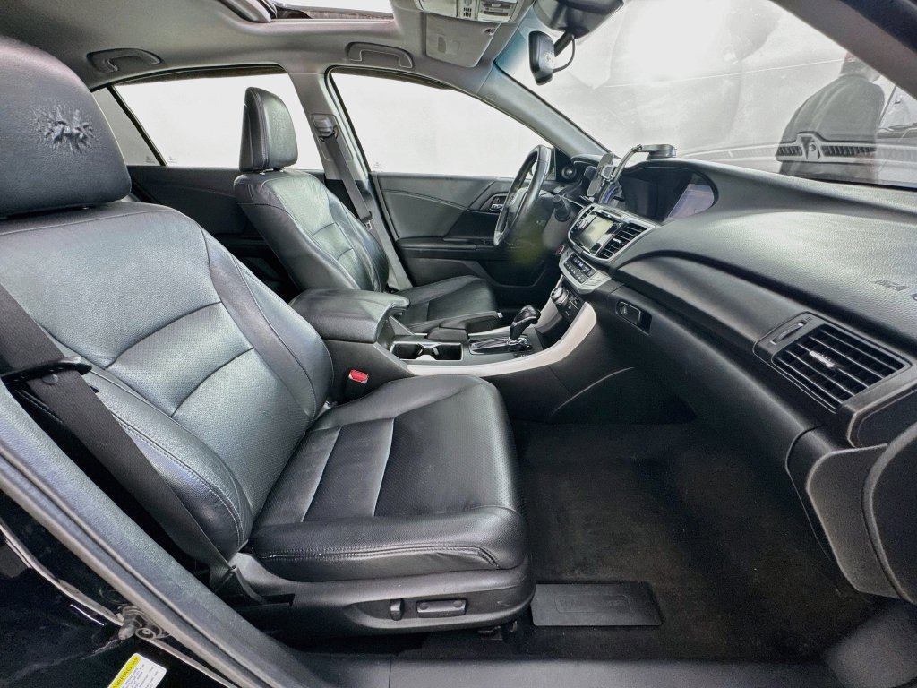 Used 2015 Honda Accord EX-L image 34