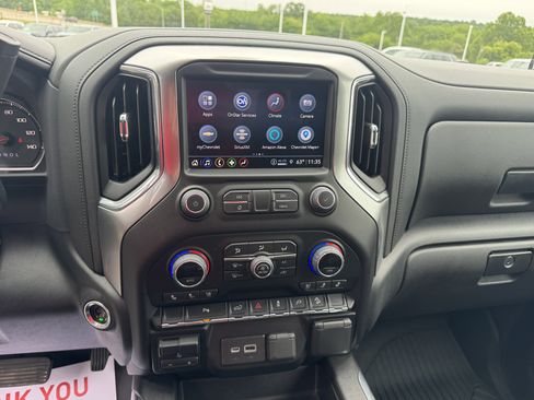 Used 2021 Chevrolet Silverado 1500 LTZ AWD/4WD image 18