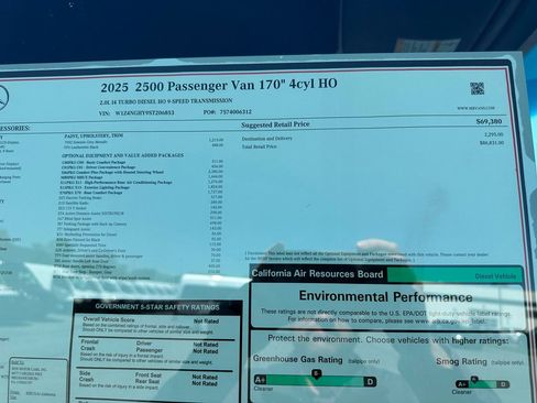 Used 2025 Mercedes-Benz Sprinter 2500 image 26