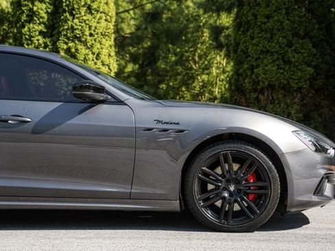 Used 2023 Maserati Ghibli Modena RWD image 14