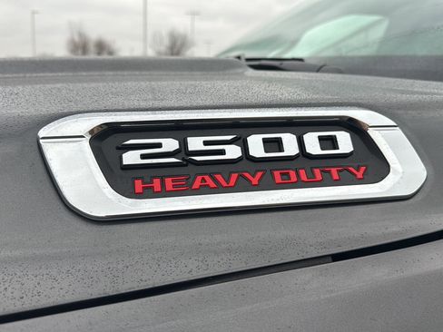 Used 2024 RAM 2500 Tradesman w/ Chrome Appearance Group image 10