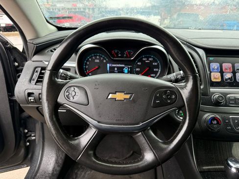 Used 2018 Chevrolet Impala LT image 14