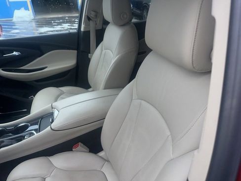 Used 2018 Buick Envision Premium w/ Driver Confidence Package image 9