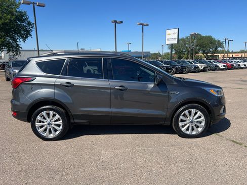Used 2019 Ford Escape SEL AWD/4WD image 6