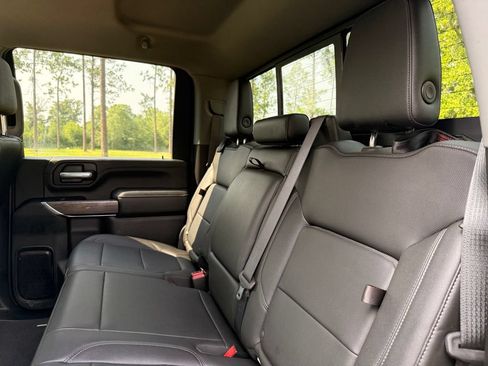 Used 2021 Chevrolet Silverado 2500 LTZ w/ LTZ Plus Package AWD/4WD image 25