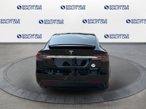 Used 2020 Tesla Model X Long Range image 5