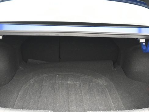 Used 2025 Hyundai Elantra SEL FWD image 10