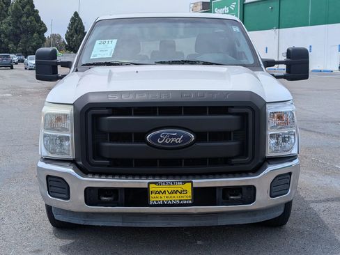 Used 2011 Ford F250 XL w/ XL Value Pkg image 3