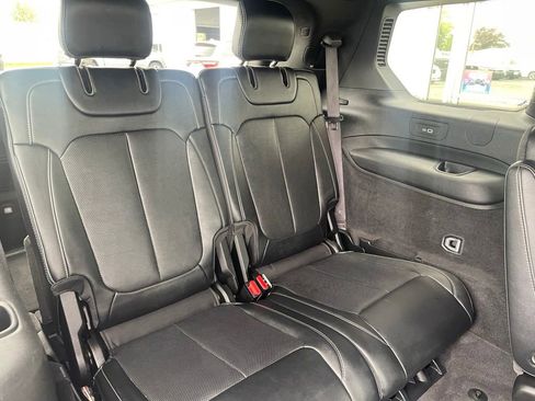 Used 2022 Jeep Grand Cherokee L Overland w/ Luxury Tech Group IV AWD/4WD image 15