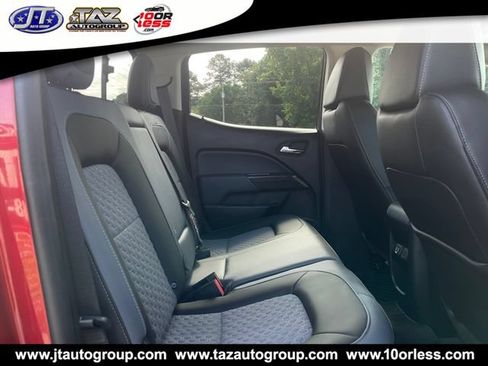 Used 2021 Chevrolet Colorado Z71 AWD/4WD image 12