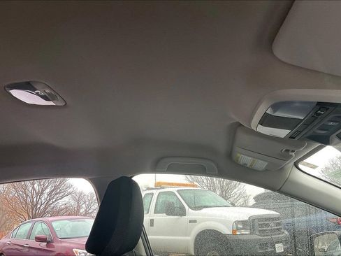 Certified 2023 Subaru Crosstrek 2.0i image 25