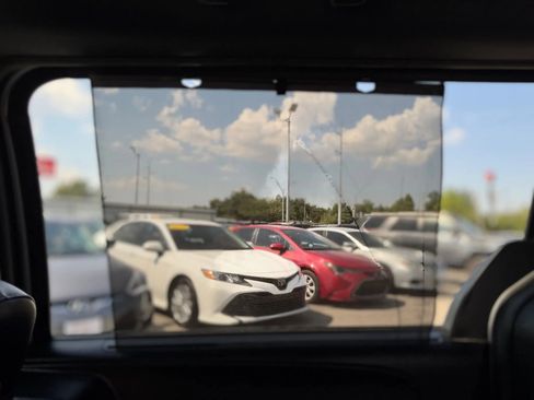 Used 2015 Dodge Grand Caravan R/T w/ Safety Sphere Group image 41