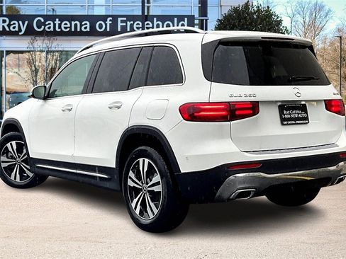 New 2026 Mercedes-Benz GLB 250 4MATIC image 3