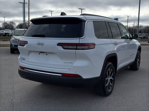 New 2025 Jeep Grand Cherokee L Limited w/ Trailer Tow Package AWD/4WD image 5