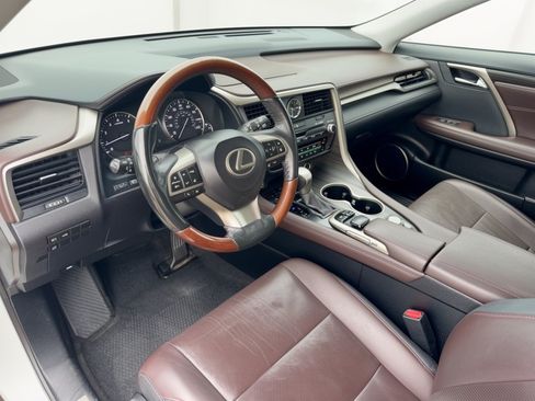Used 2017 Lexus RX 350 FWD w/ Premium Package image 4