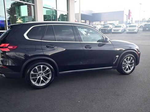 Used 2024 BMW X5 xDrive40i w/ Premium Package AWD/4WD image 10