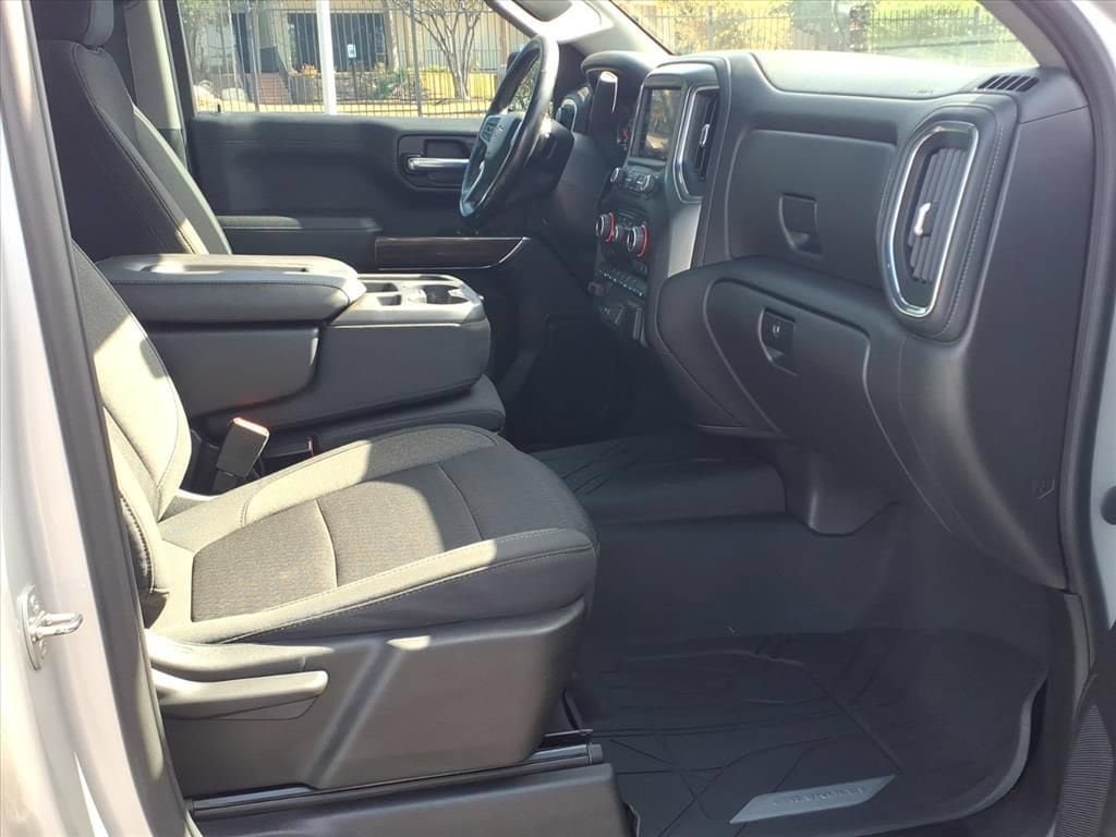 Used 2020 Chevrolet Silverado 1500 LT w/ Texas Edition RWD image 22