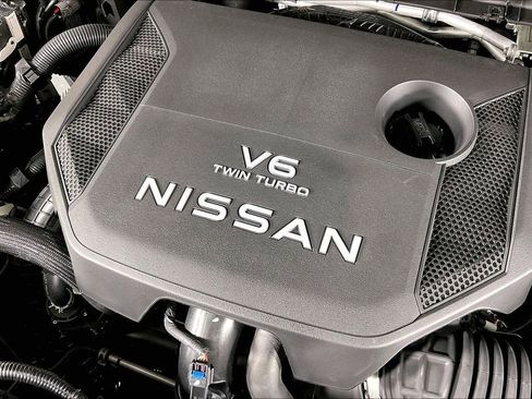 New 2026 Nissan Armada SL w/ Captain's Chari Seat Package image 34