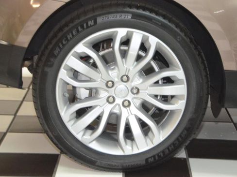 Used 2016 Land Rover Range Rover Sport SE AWD/4WD image 14