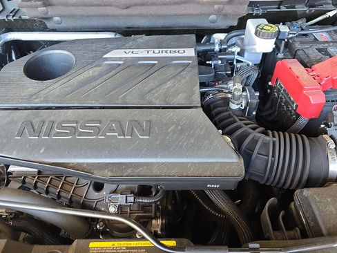 Used 2024 Nissan Rogue SV w/ SV Premium Package AWD/4WD image 15