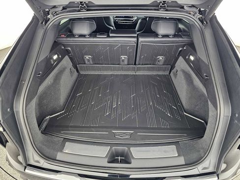 Used 2025 Cadillac Lyriq Luxury w/ LPO, Floor Liner Package image 13
