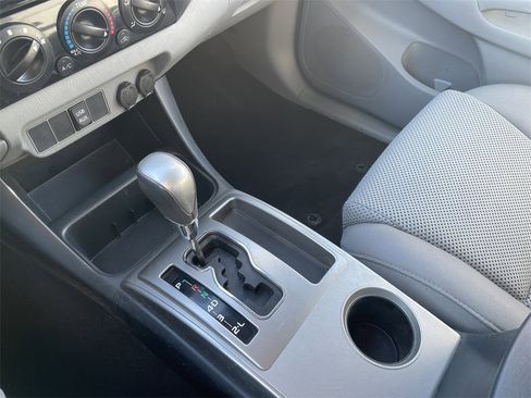 Used 2013 Toyota Tacoma 4x4 Double Cab image 20