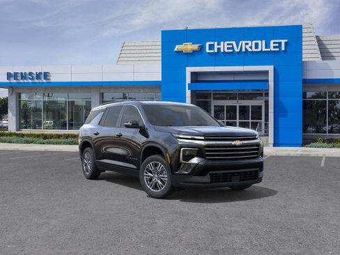 New 2026 Chevrolet Traverse LT w/ LPO, Floor Liner Package FWD image 1