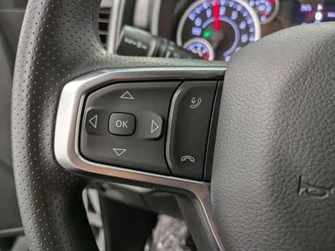 Used 2026 RAM 1500 Express AWD/4WD image 17