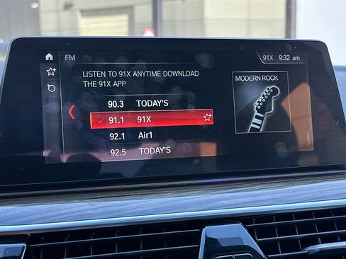 Used 2018 BMW 530e image 20