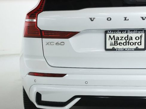 Used 2024 Volvo XC60 B5 Plus AWD/4WD image 46
